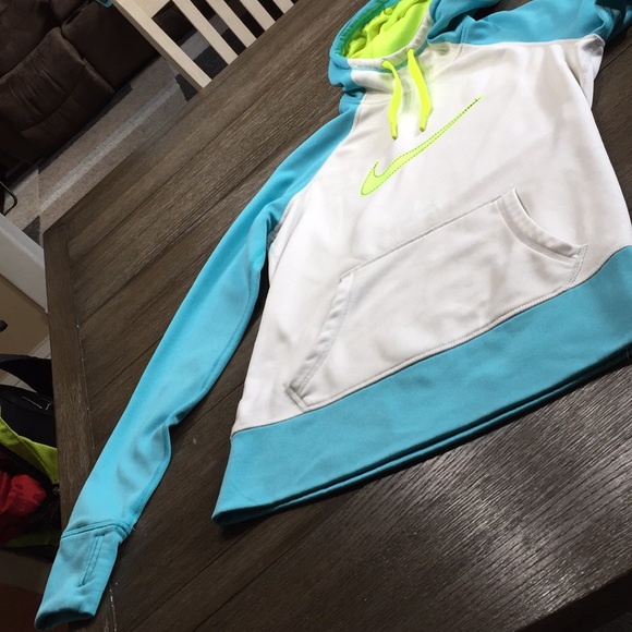 Nike hoodie - Picture 2 of 7